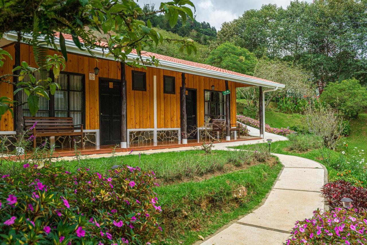 Hotel De Montana Suria San Gerardo de Dota Exterior foto